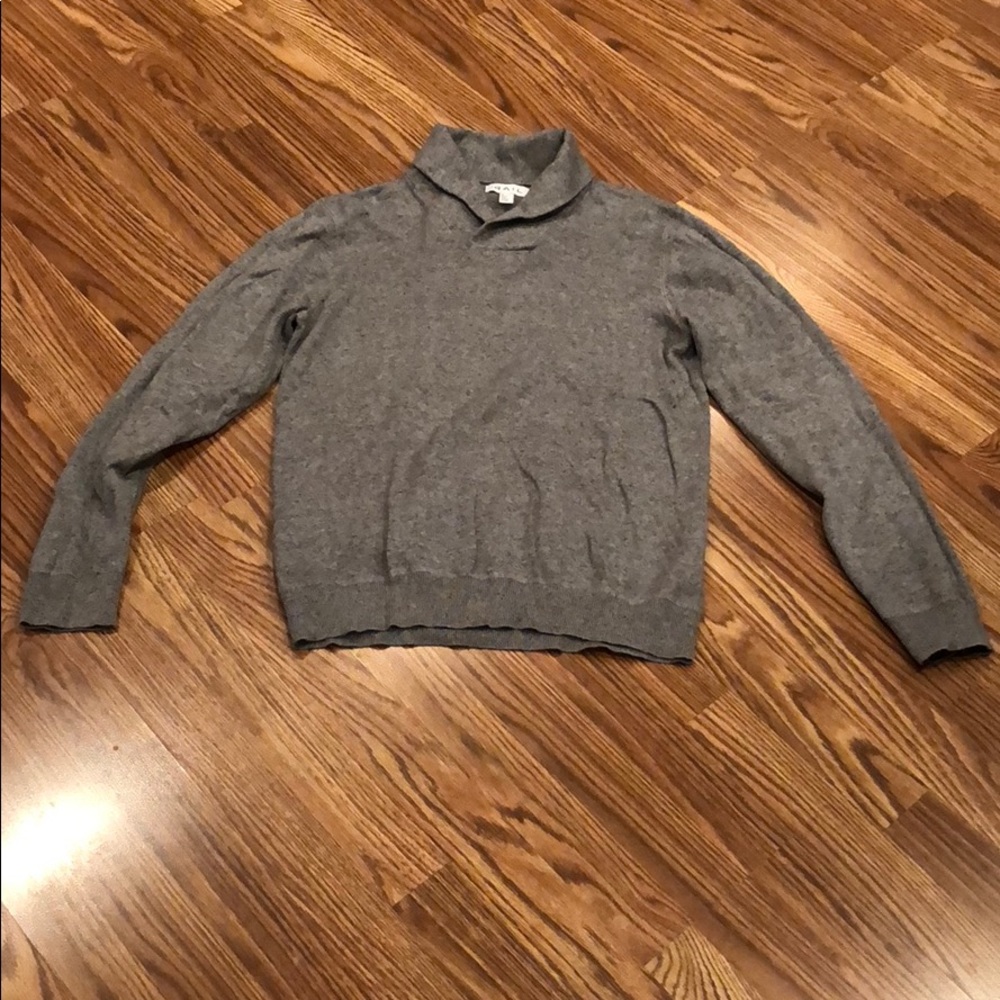 Men’s grey v neck shawl sweater